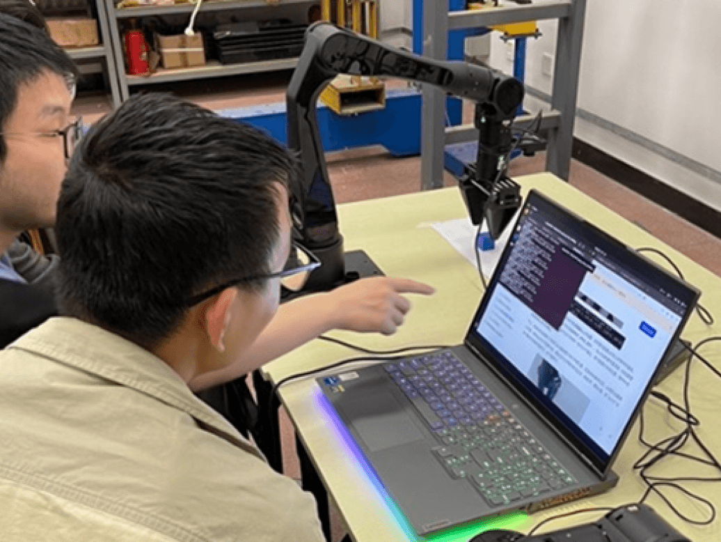 清华大学工程训练中心全流程工程实训